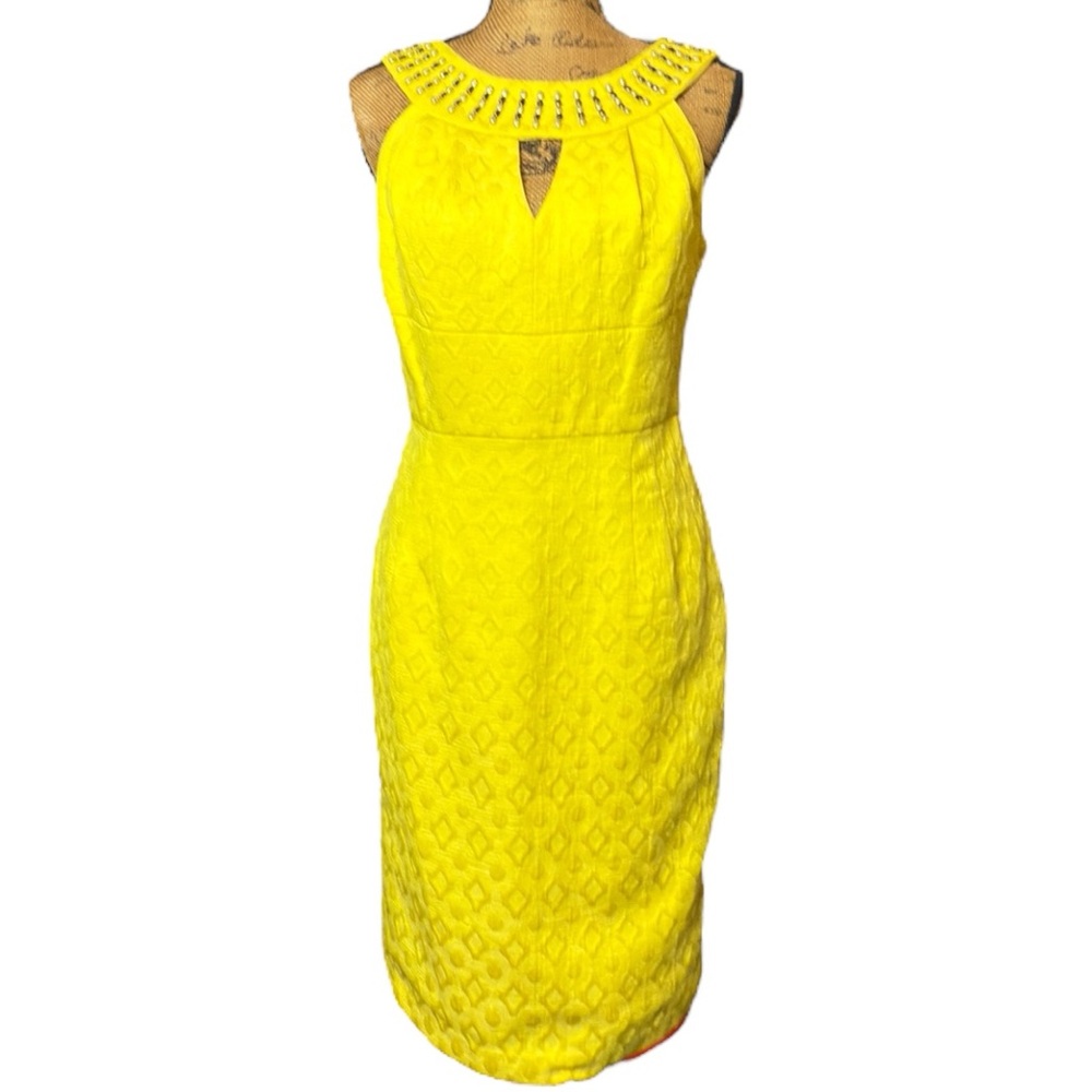 Muse sleeveless yellow midi dress embellished Women’s size 6 | zz1